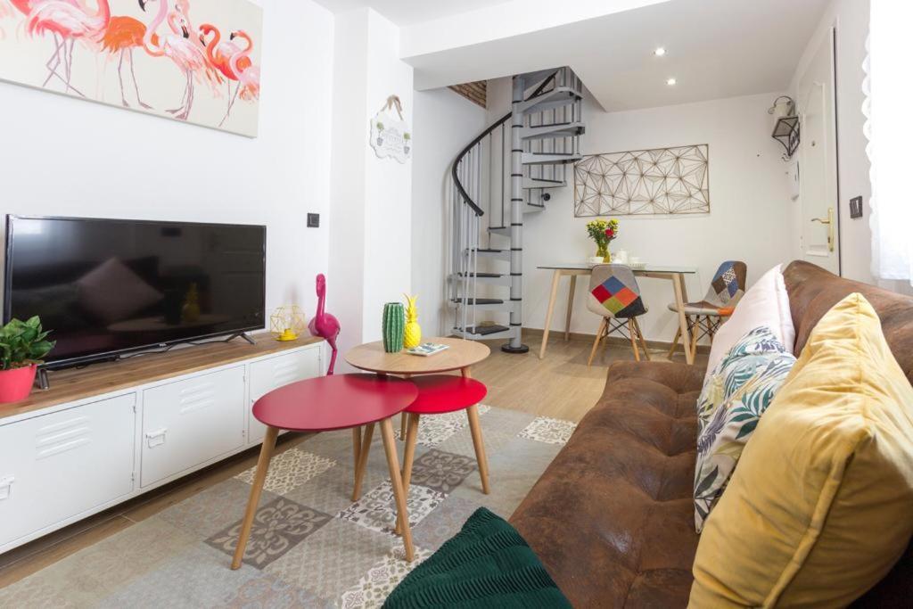 Apartamento Vintage En El Centro De マラガ エクステリア 写真