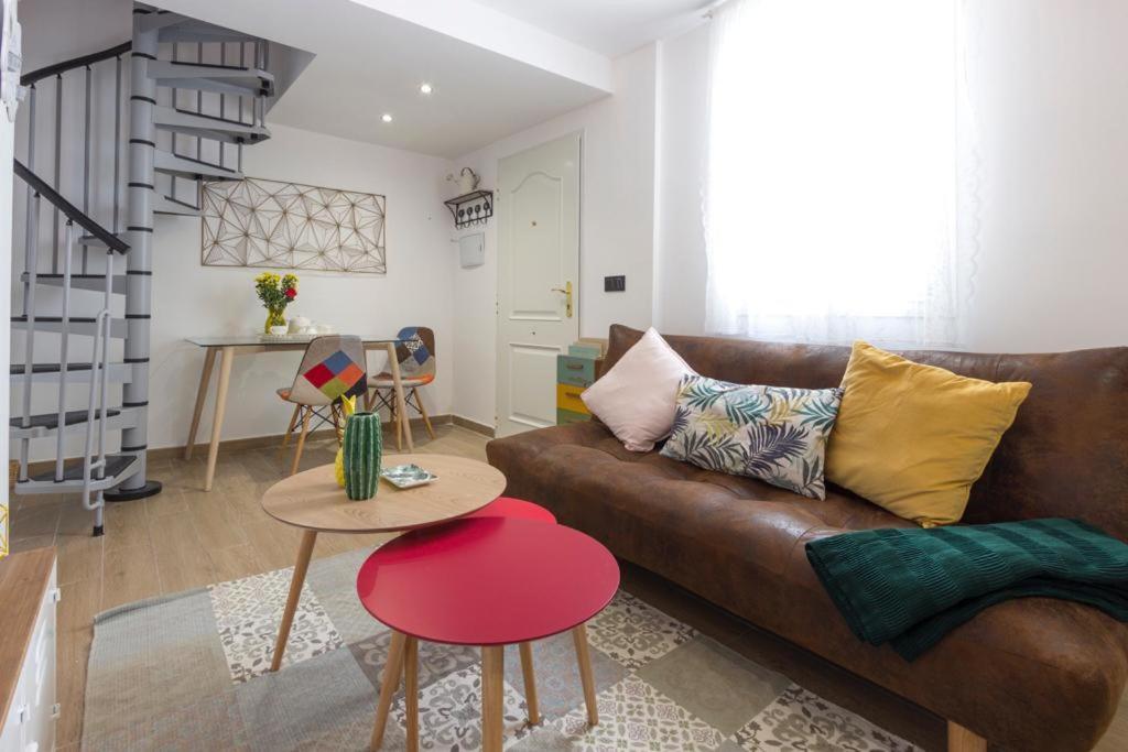 Apartamento Vintage En El Centro De マラガ エクステリア 写真