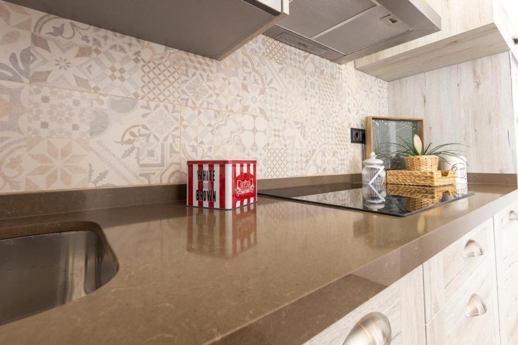 Apartamento Vintage En El Centro De マラガ エクステリア 写真