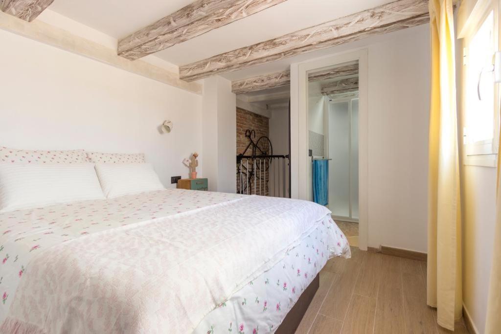 Apartamento Vintage En El Centro De マラガ エクステリア 写真